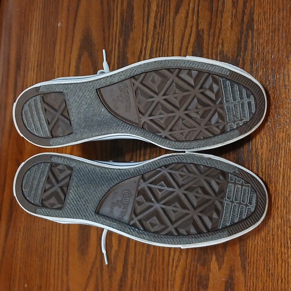 Classic Converse Hightop Sneakers - Picture 8 of 8